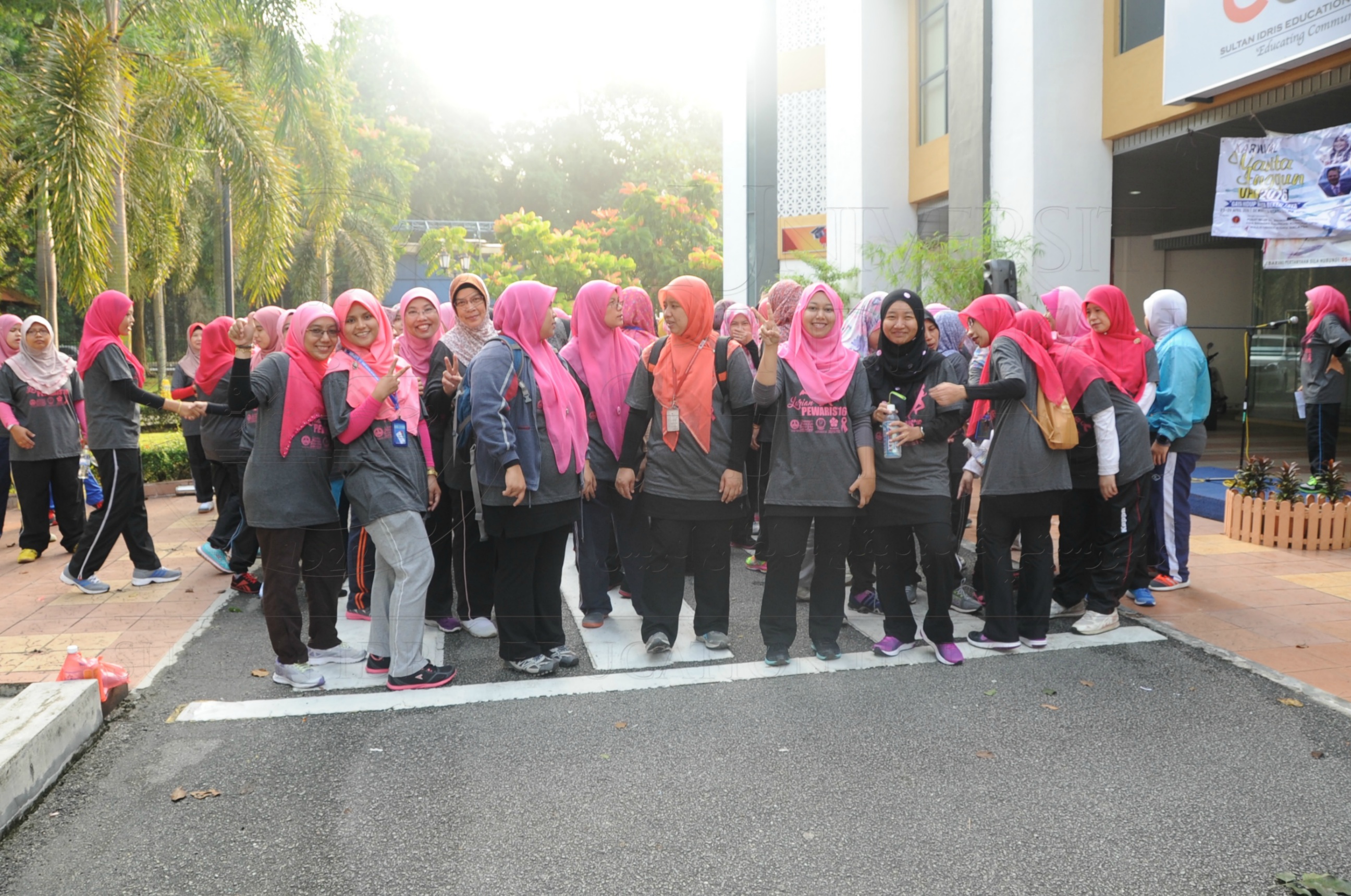 PRO 16 69 Karnival Pewaris 2016   UPSIHAS 8179